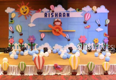 Simple Hot Air Balloon Theme Decoration For Birthday Party Or Kids Party