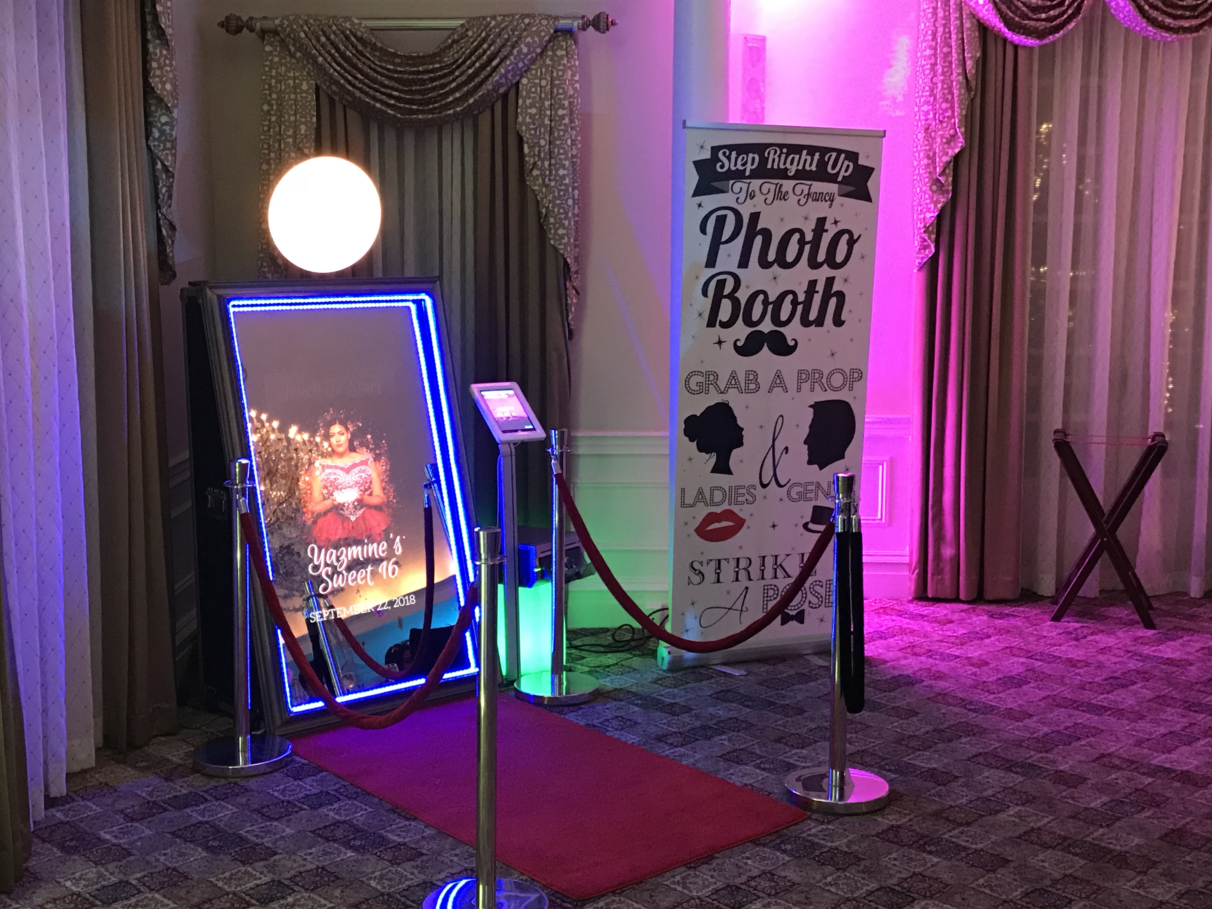 Magic Mirror Photo Booth Touch Interactive Selfie Photo Booth In