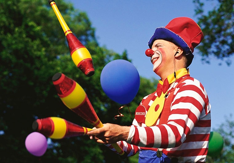 Book Best Clown Juggler In Mumbai For Kids Birthday Party, Wedding